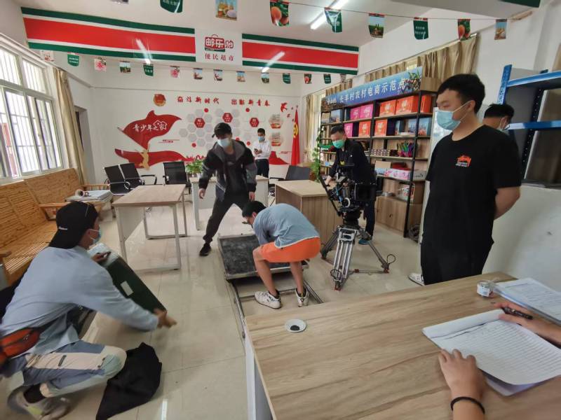 沈北新区广告片拍摄公司：极简主义践行者，少即是多的视觉哲学
